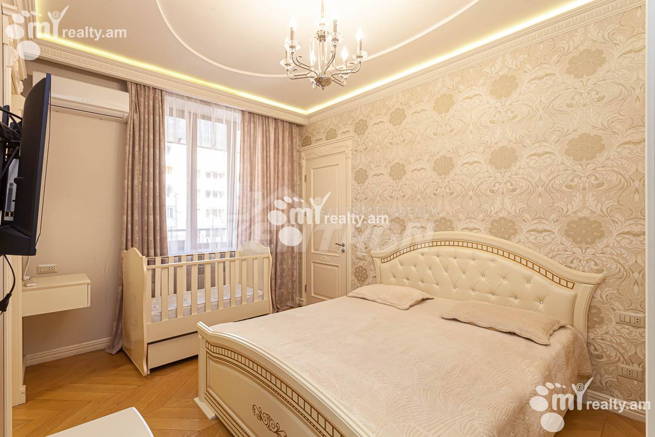 3 bedroom apartment for sale خیابان آرام, مرکز شهر ایروان, 154855