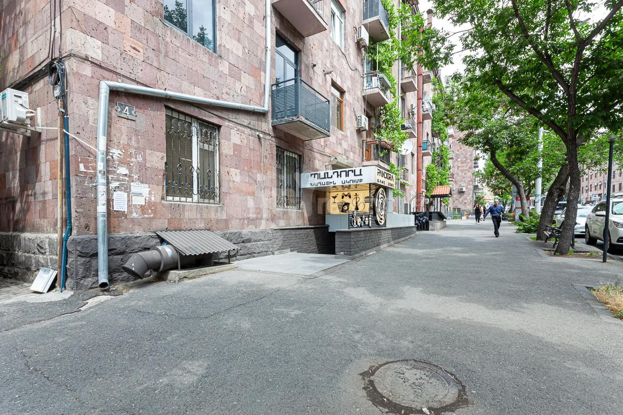 Commercial property for sale Charents St, Center Yerevan, 157295
