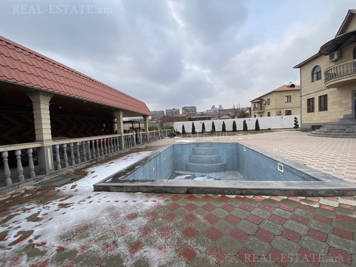 Купить дом Таиров ул., Центр Ереван, 118399