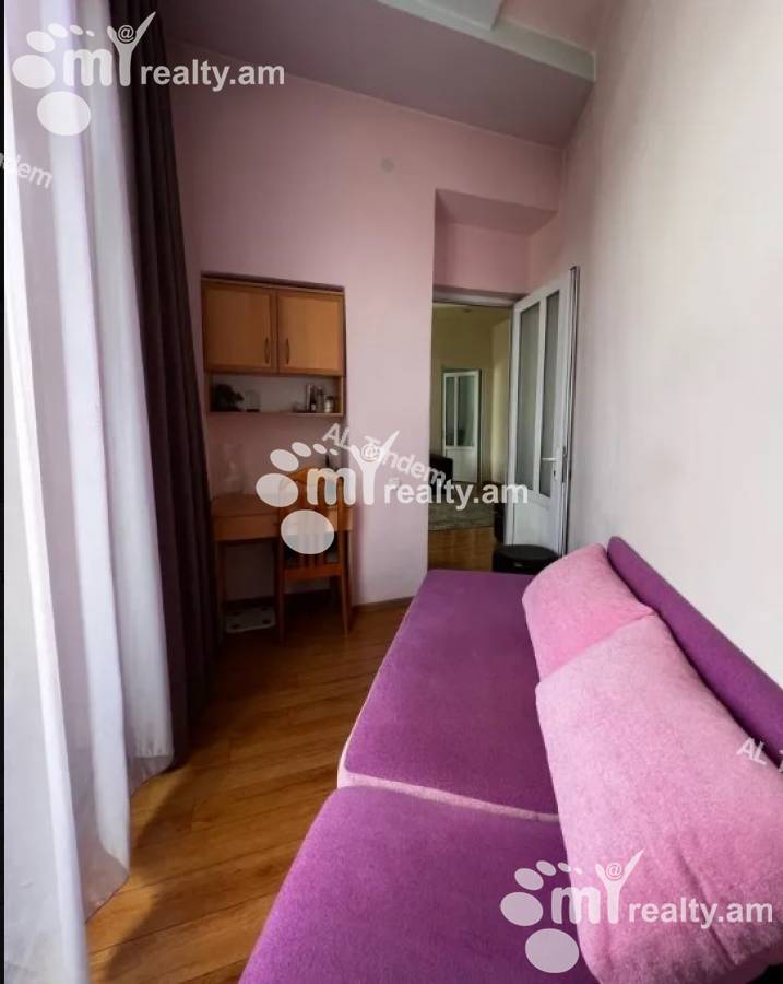 2 bedroom apartment for sale (خیابان باقرامیان (عربکیر, عربگیر ایروان, 141398