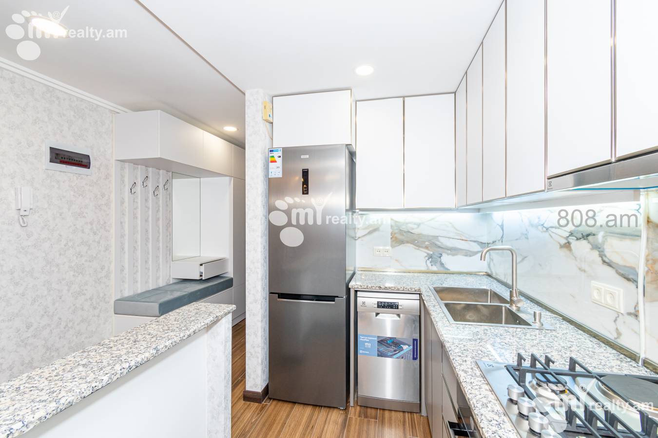 3 սենյականոց բնակարան  Թումանյան փող, Կենտրոն Երևան, 127849