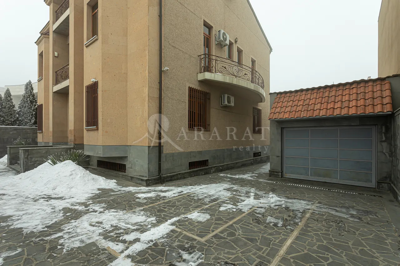 House for sale Tsarav Aghbyur St, Avan Yerevan, 159131