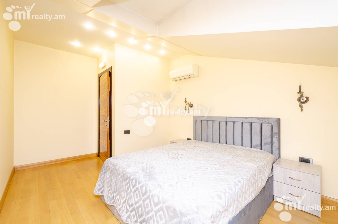 4 bedroom apartment for rent خیابان تِریان, مرکز شهر ایروان, 151280