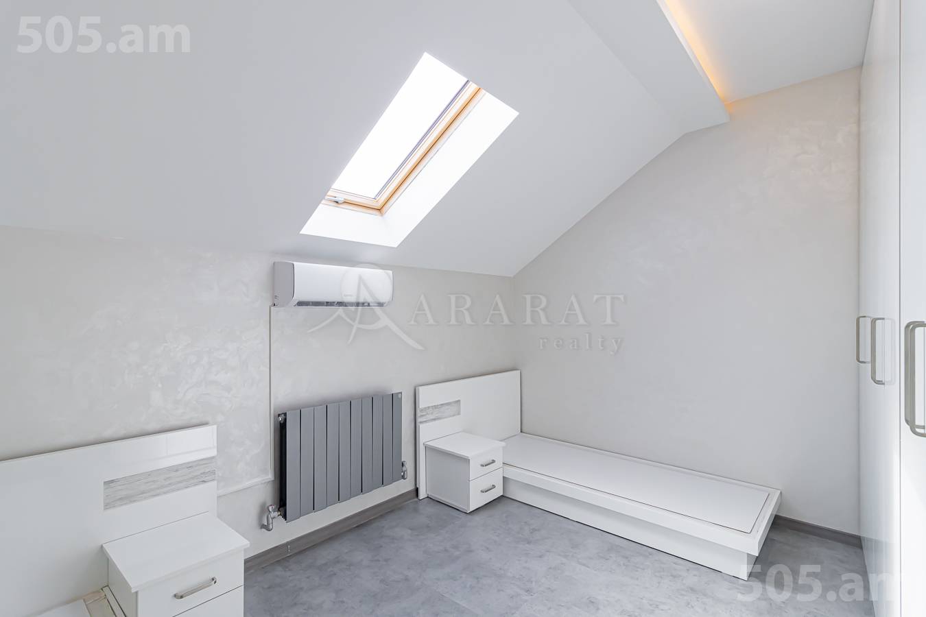 Купить 3 комнатную квартиру Саят-Нова пр, Центр Ереван, 152891