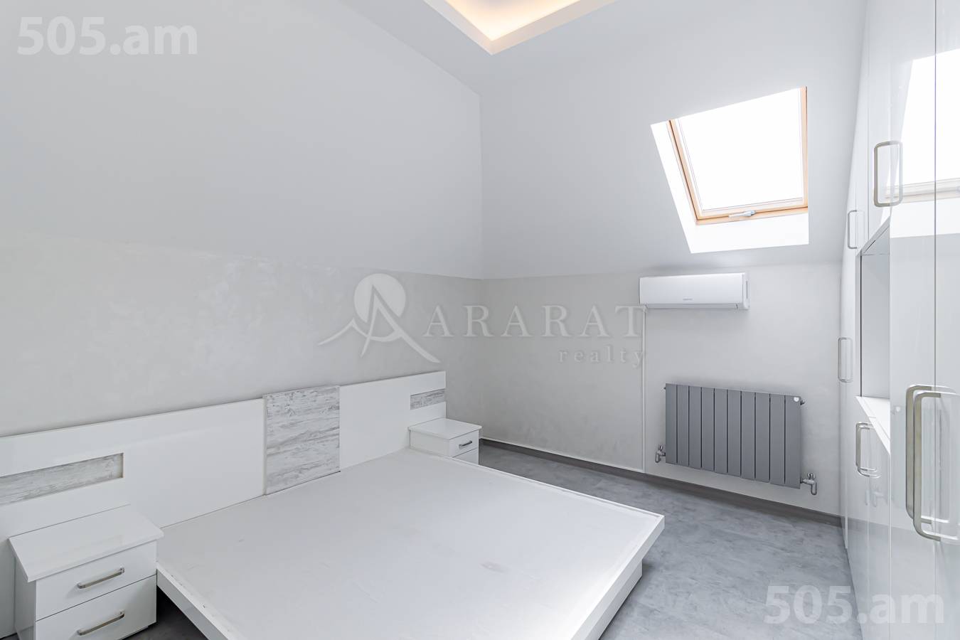 Купить 3 комнатную квартиру Саят-Нова пр, Центр Ереван, 152891