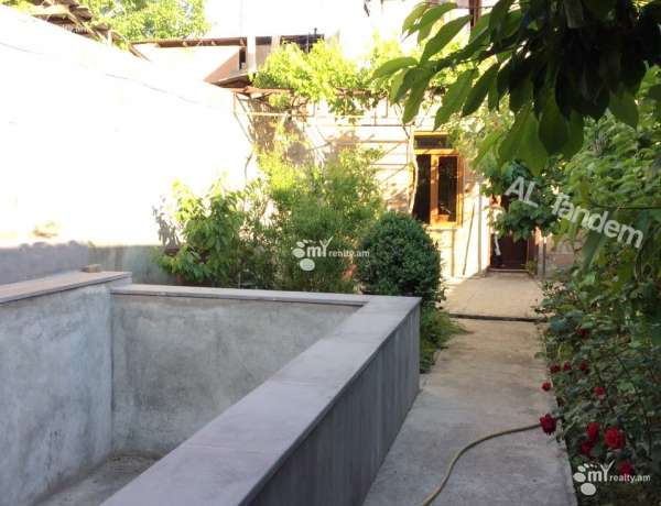 arandznatun-vardzakalutyun-Yerevan-Arabkir