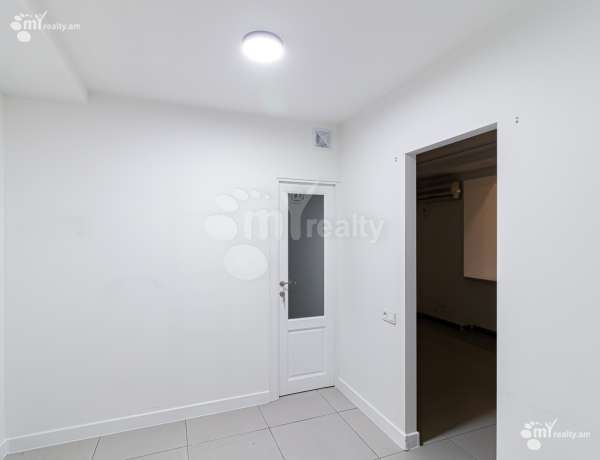 komercion-vacharq-Yerevan-Center