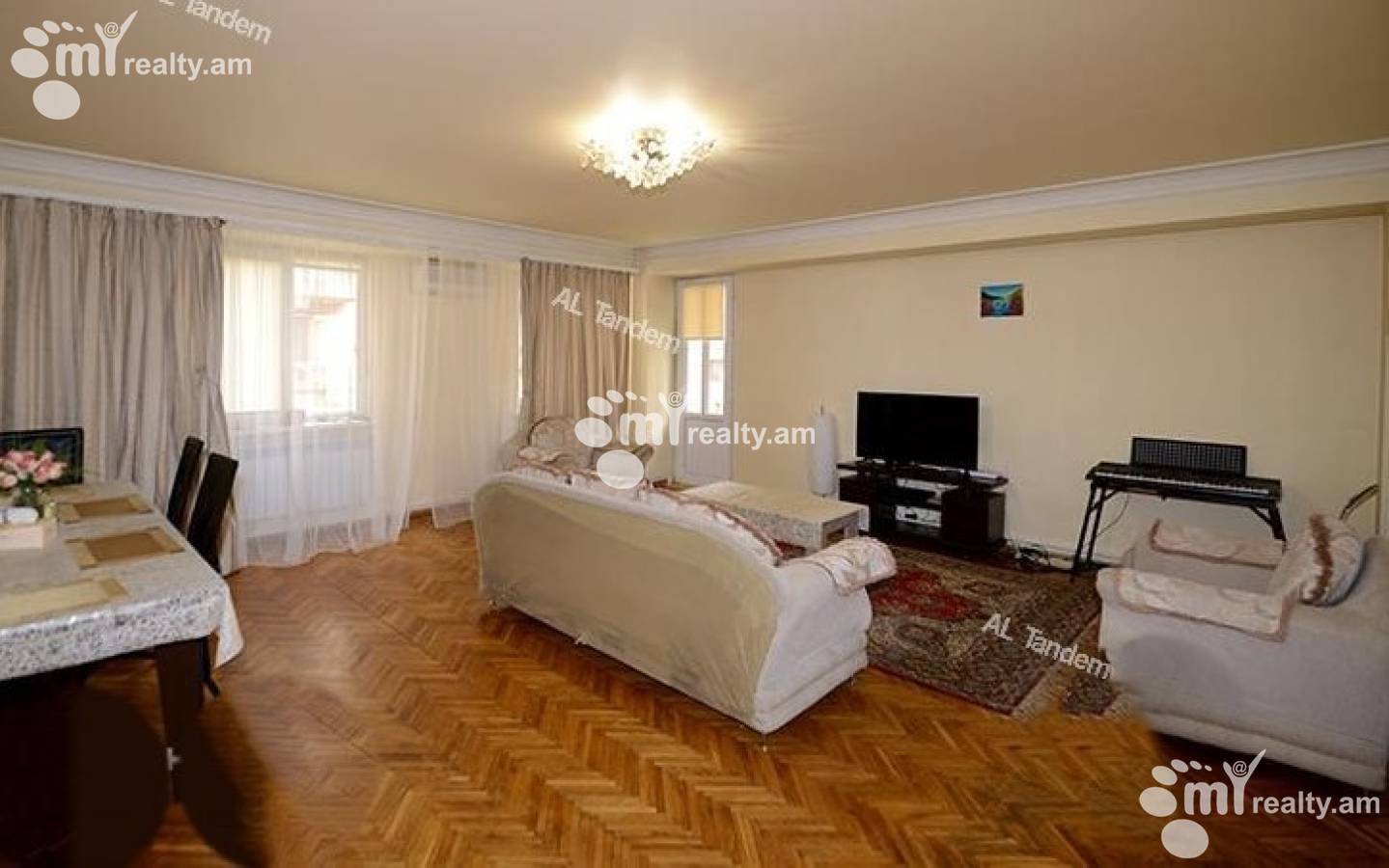 3 bedroom apartment for sale خیابان پوشکین, مرکز شهر ایروان, 158674