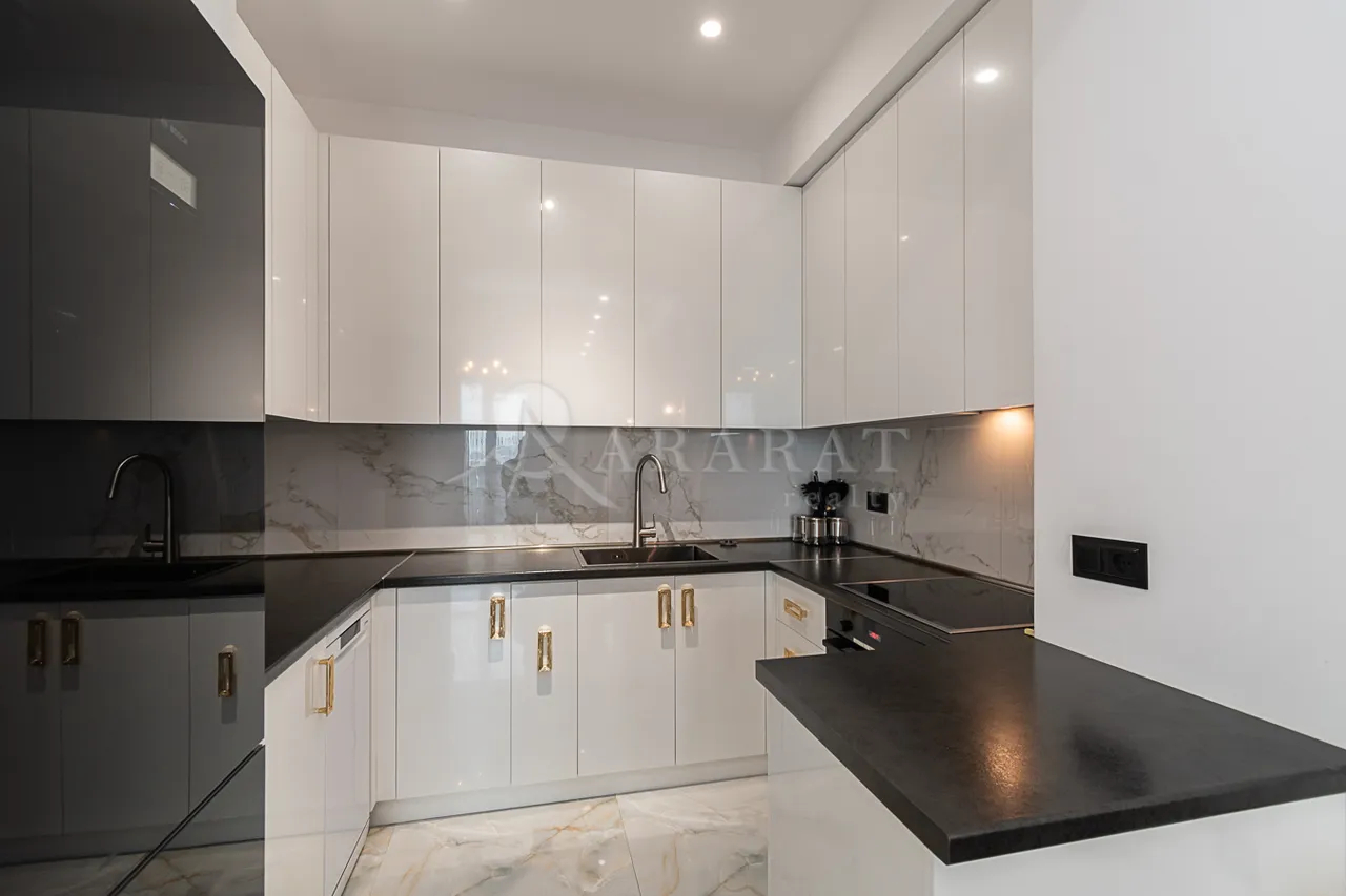 2 սենյականոց բնակարան վարձով Ռոստոմի փող, Կենտրոն Երևան, 159073