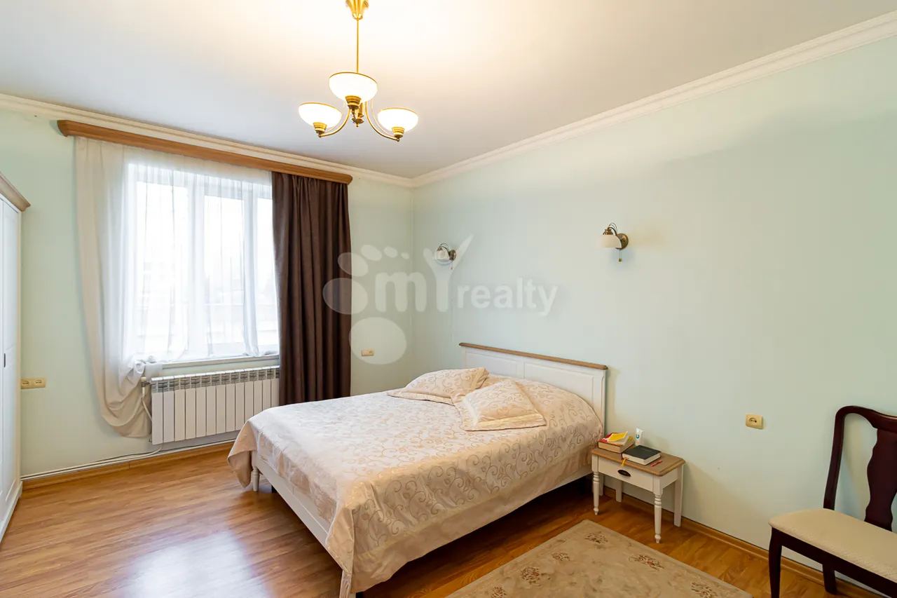 House for sale Davtashen 3 district, Davtachène Yerevan, 158789