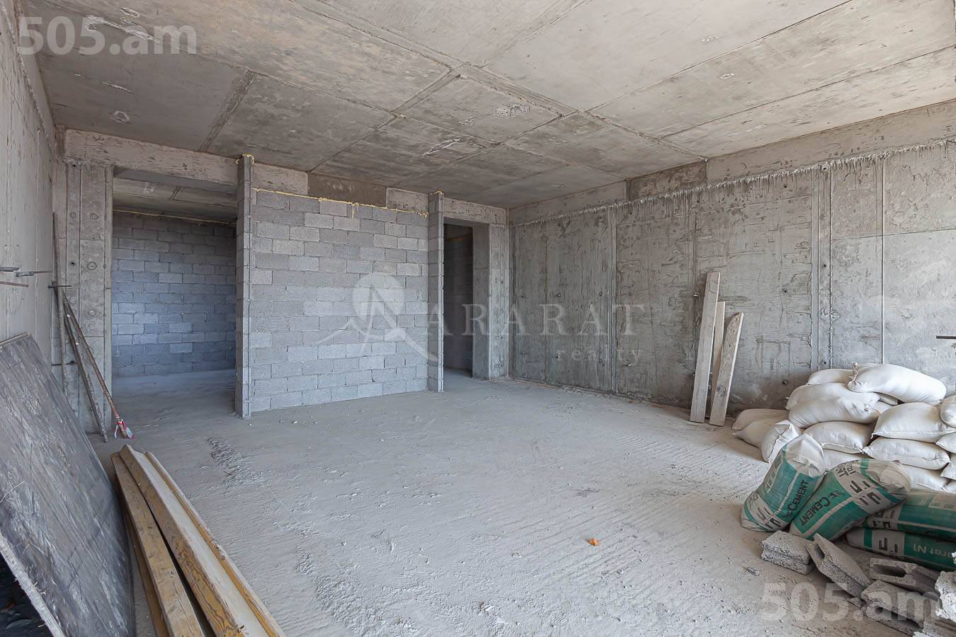 5 սենյականոց բնակարան  Անտառային փող, Կենտրոն Երևան, 153016