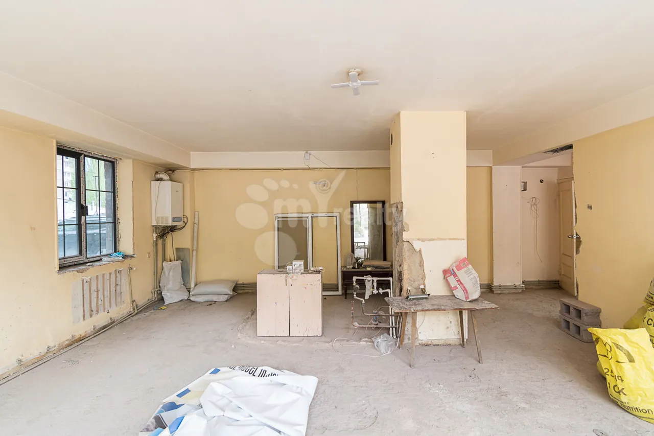 Commercial for rent Tigran Petrosyan St, داوتاشِن ایروان, 160292