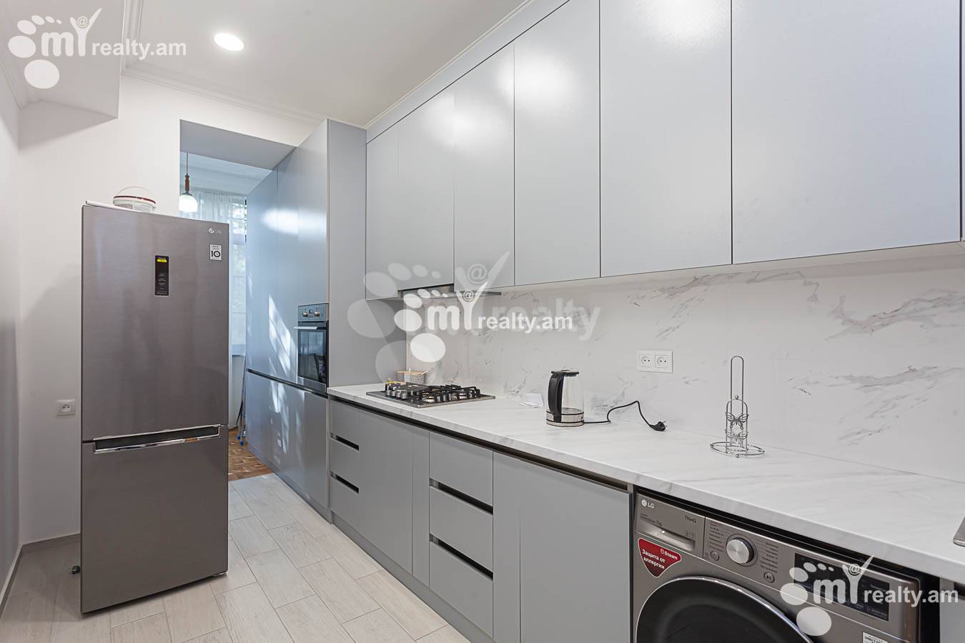 4 bedroom apartment for rent Mashtots Ave, Center Yerevan, 154255