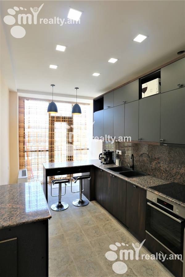 Купить 2 комнатную квартиру Бузанд ул, Центр Ереван, 142418