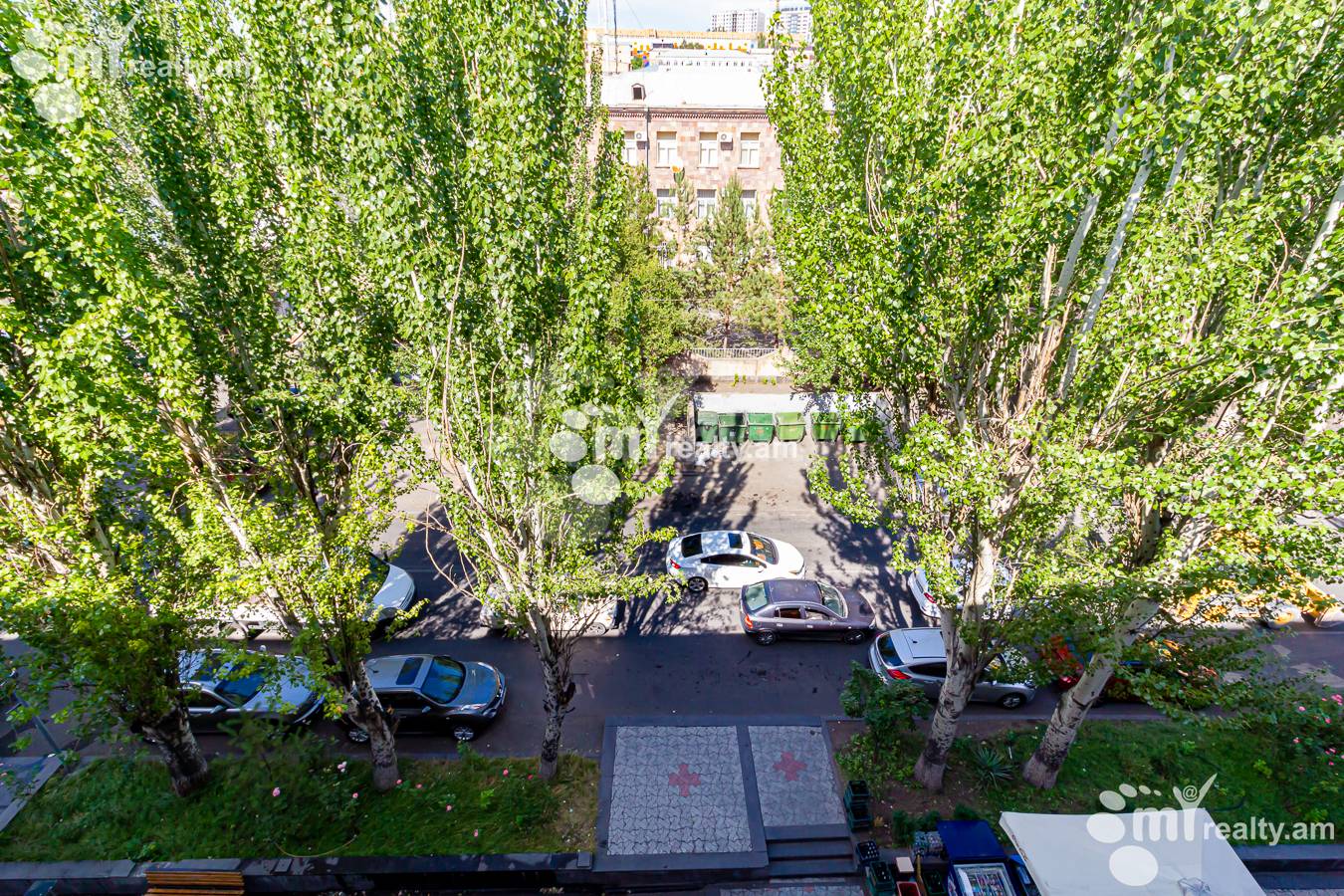 2 սենյականոց բնակարան  Վ.Փափազյան փող, Արաբկիր Երևան, 151400