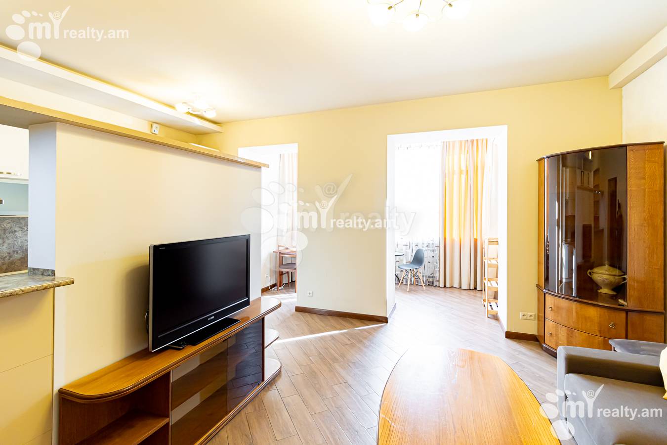 2 սենյականոց բնակարան վարձով Սպենդիարյան փող, Կենտրոն Երևան, 154817