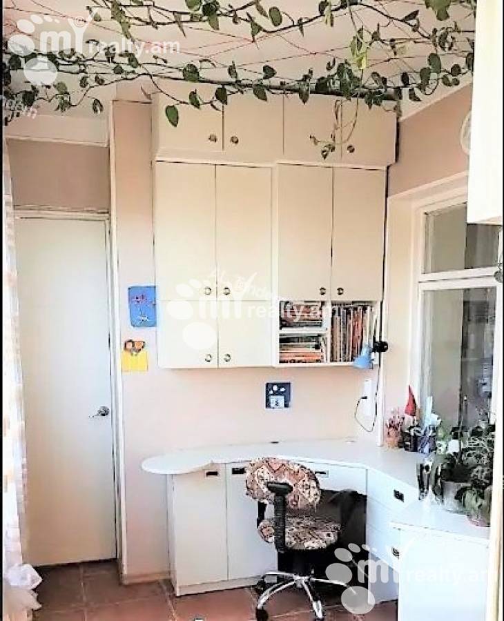 3 սենյականոց բնակարան  Բուզանդի փող, Կենտրոն Երևան, 138191