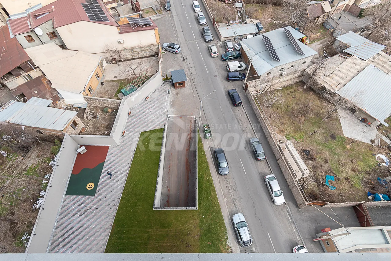 Купить 3 комнатную квартиру Гогол ул., Канакер-Зейтун Ереван, 159665