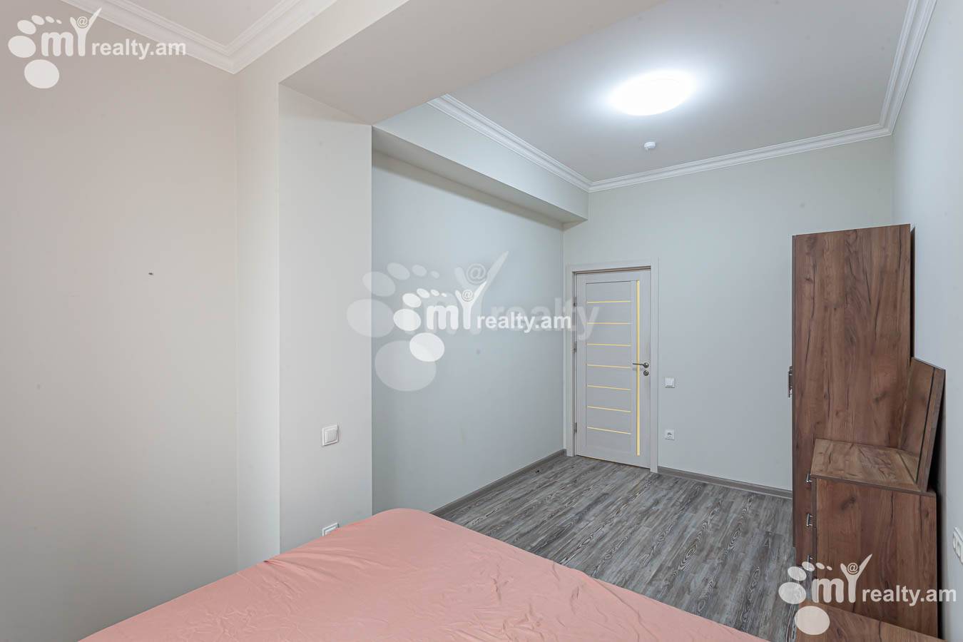 4 սենյականոց բնակարան վարձով Ն. Տիգրանյան փող, Արաբկիր Երևան, 154035