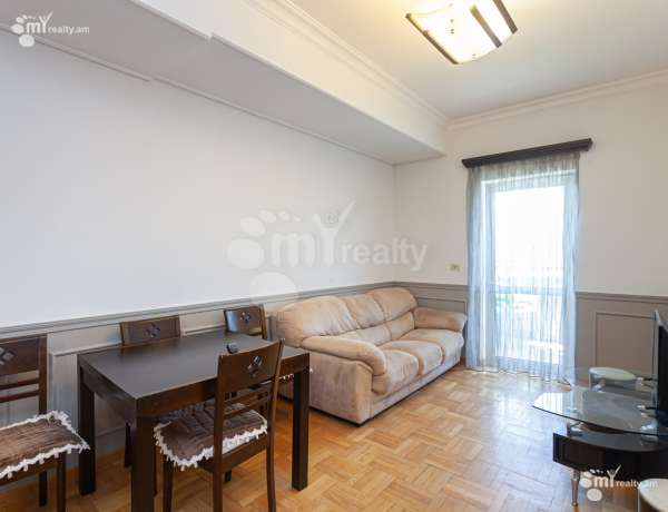 2-senyakanoc-bnakaran-vacharq-Yerevan-Center