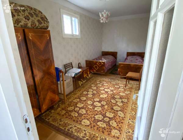 arandznatun-vacharq-Kotayk-Arzni