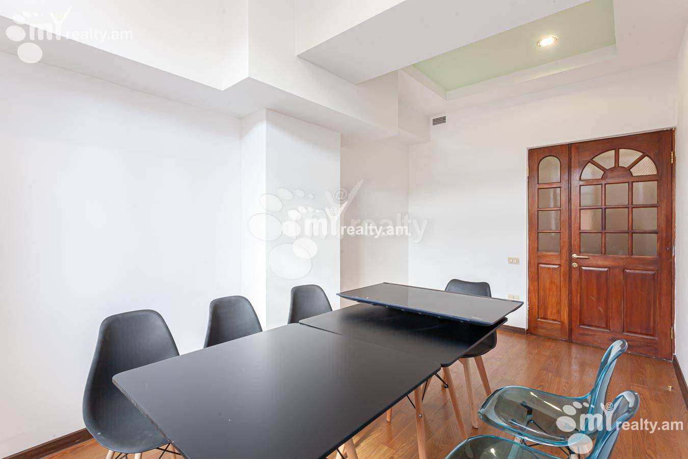 3 bedroom apartment for sale Abovyan St, Center Yerevan, 155180