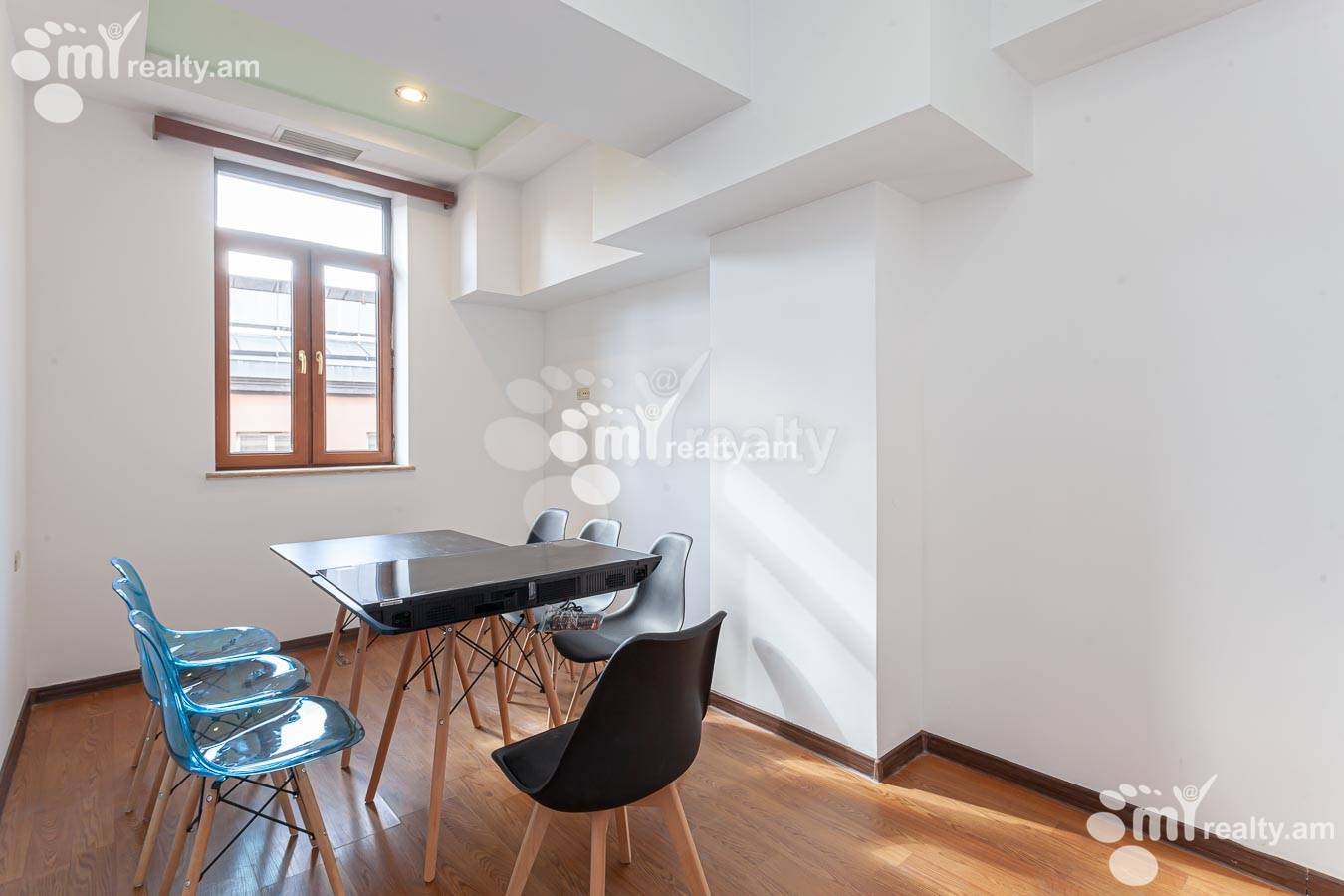 3 bedroom apartment for sale Abovyan St, Center Yerevan, 155180