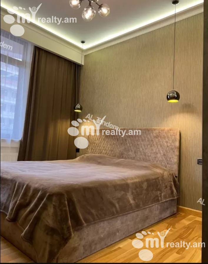 4 bedroom apartment for sale Aram St, Center Yerevan, 130071