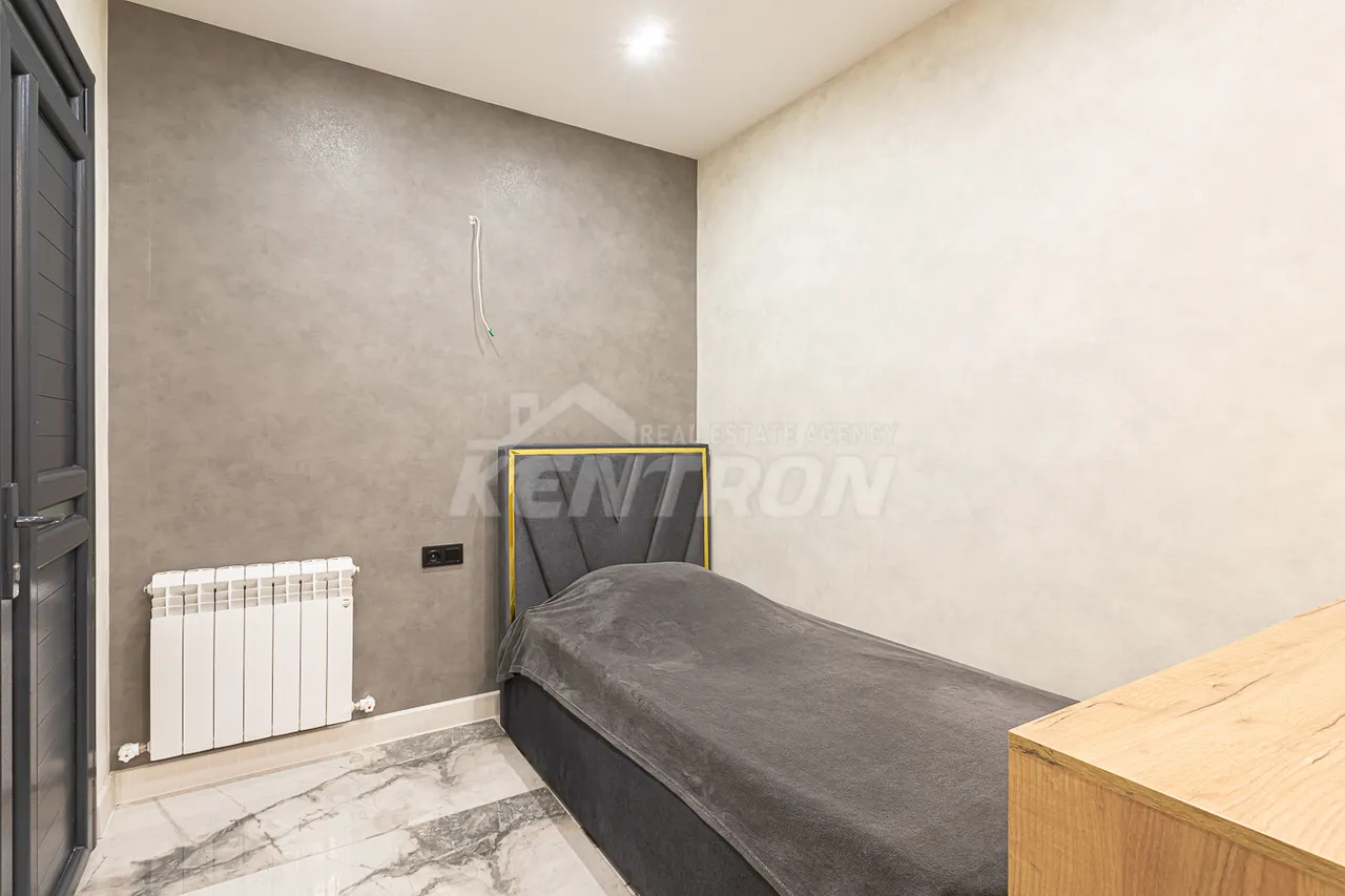 3 bedroom apartment for sale Gyulbenkyan St, Arabkir Yerevan, 157441