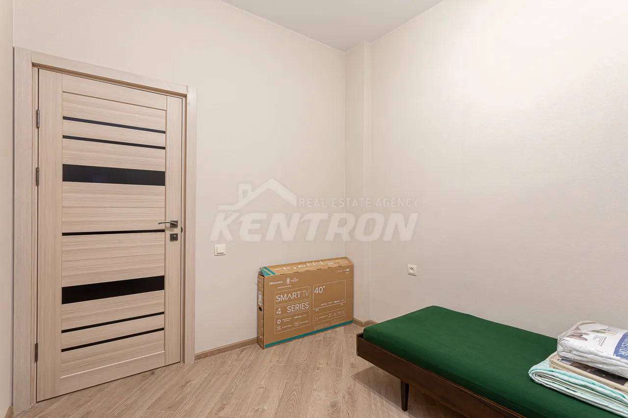 3 bedroom apartment for rent Saryan St, Center Yerevan, 158709