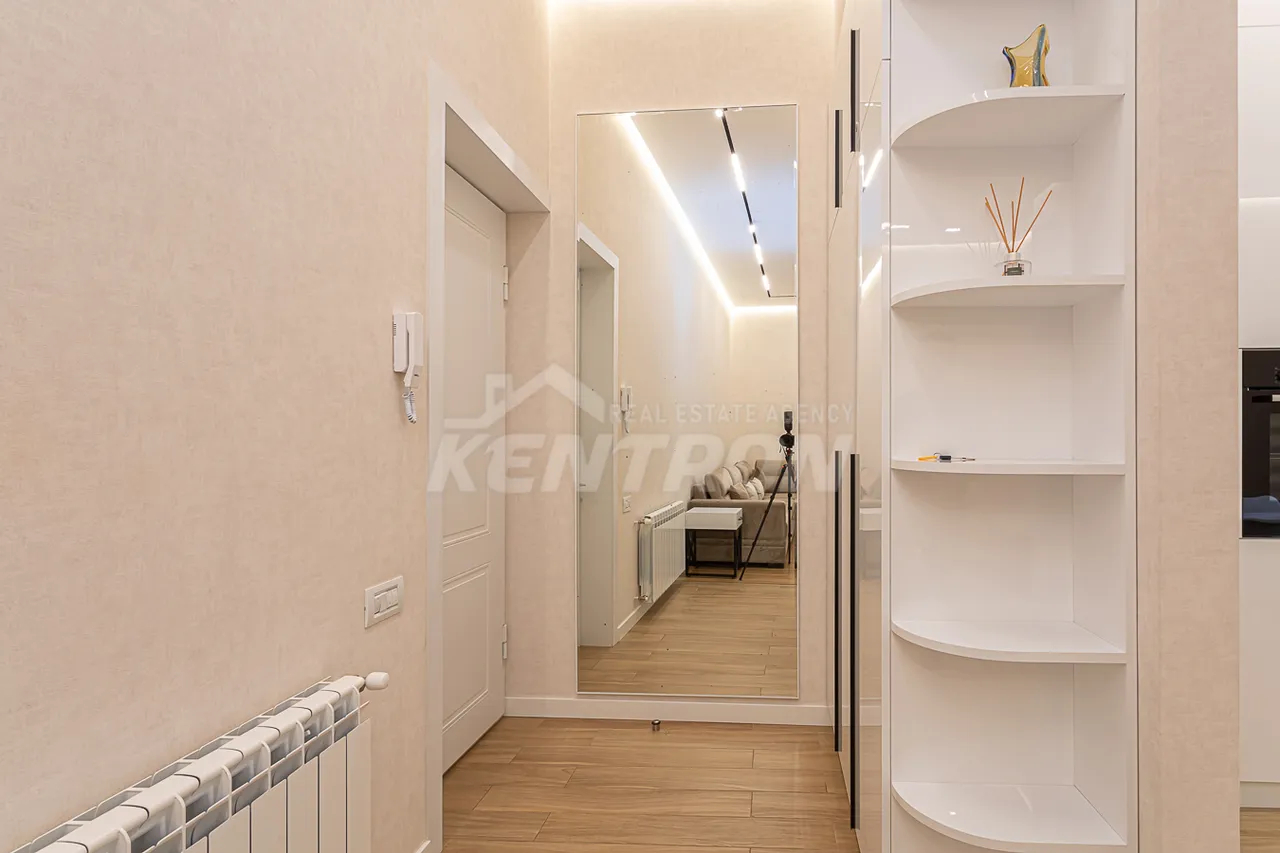 3 սենյականոց բնակարան  Արամի փող, Կենտրոն Երևան, 157225