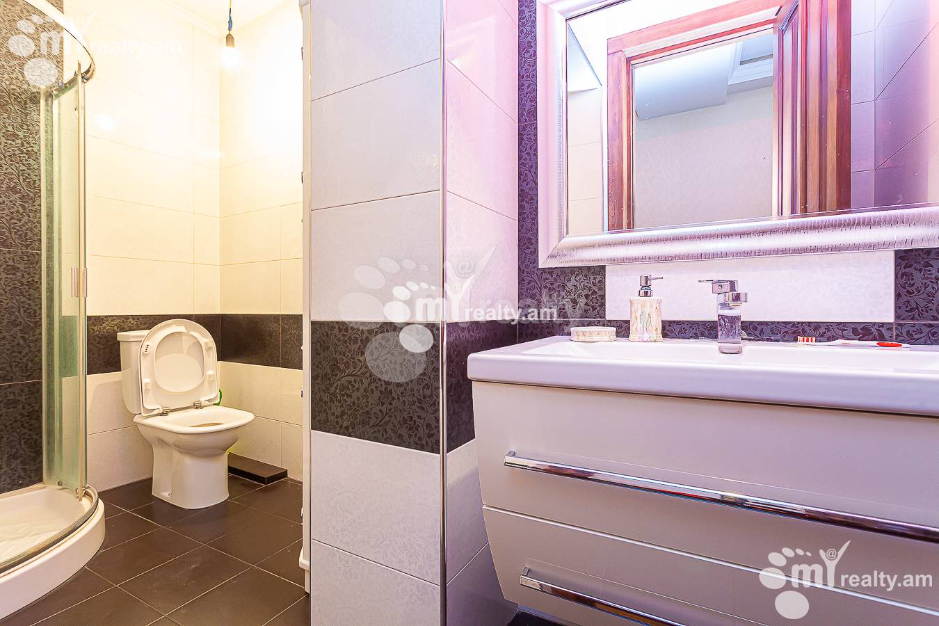 6 bedroom apartment for rent rue d'Amiryan, Center Yerevan, 150506