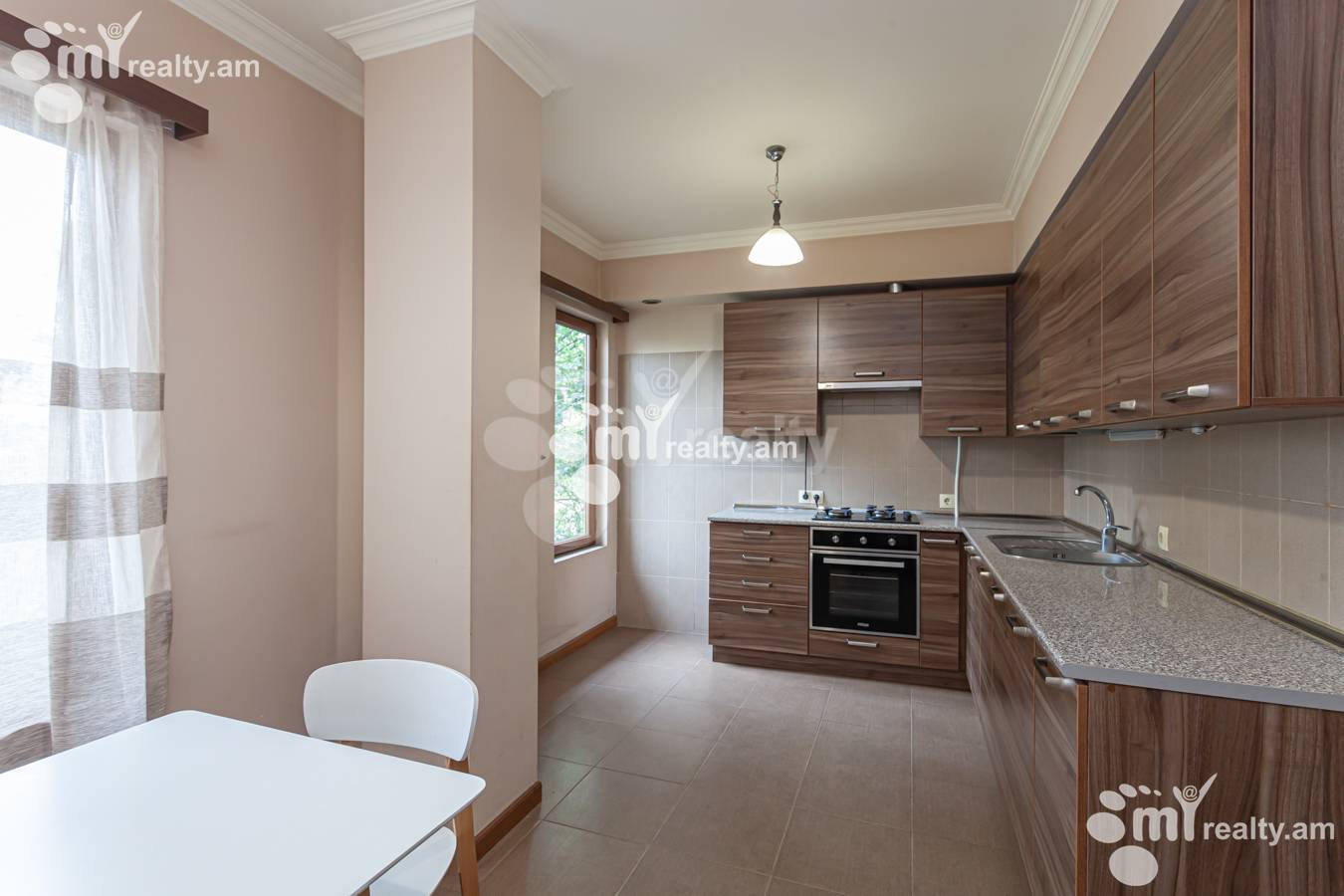 Купить 2 комнатную квартиру Маштоца пр, Центр Ереван, 150719