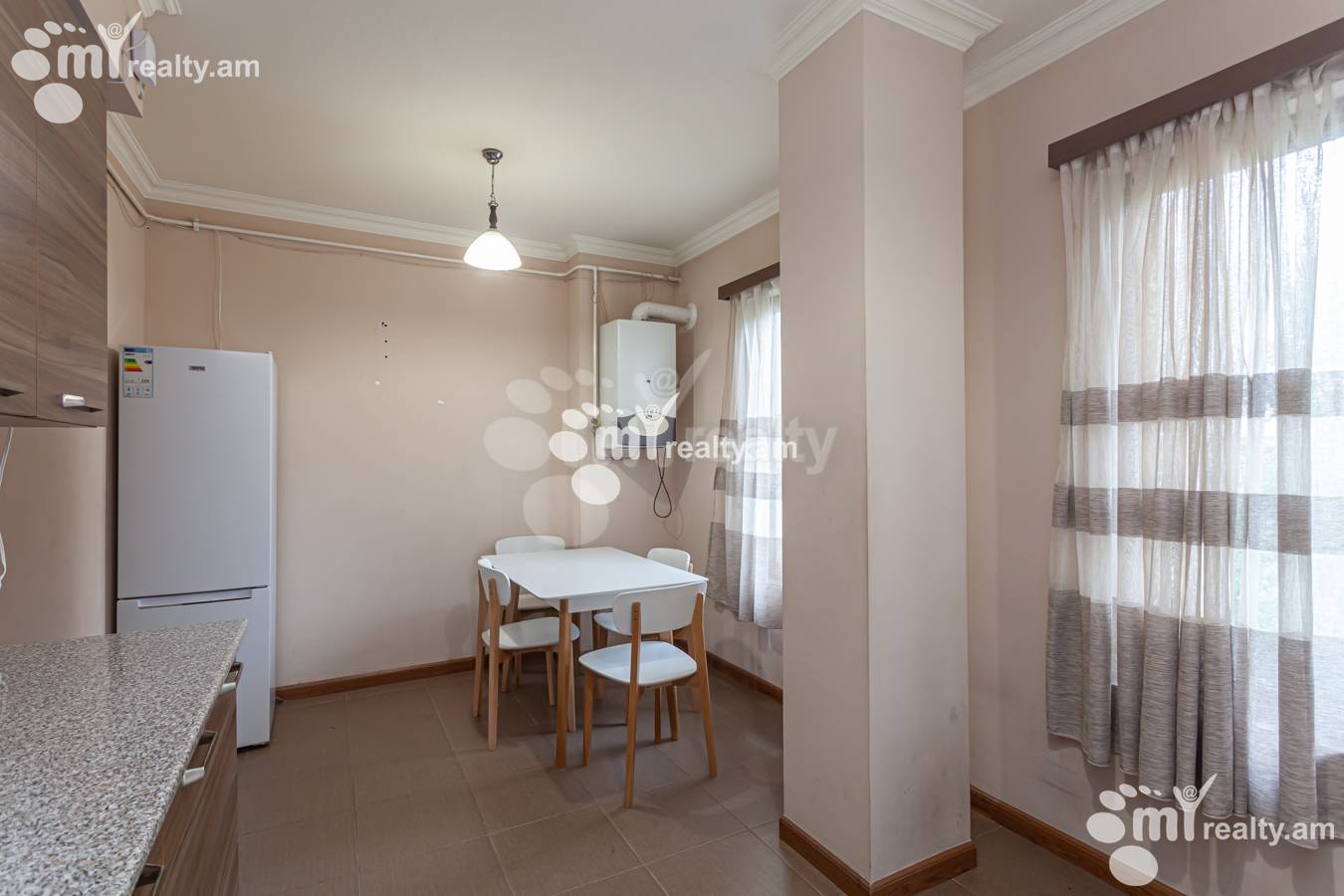 Купить 2 комнатную квартиру Маштоца пр, Центр Ереван, 150719