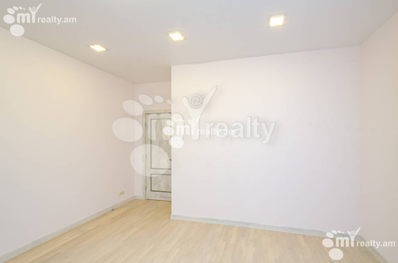 3 bedroom apartment for sale Aram St, Center Yerevan, 136284