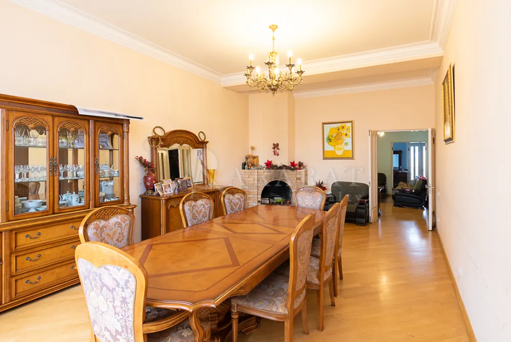 5-bedroom/apartment-for-sale/Zakyan+St/Center/Yerevan