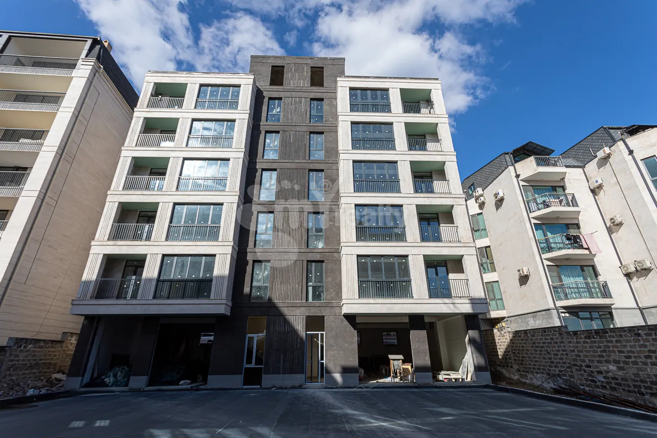 4 bedroom apartment for sale Antarayin St, Center Yerevan, 159760