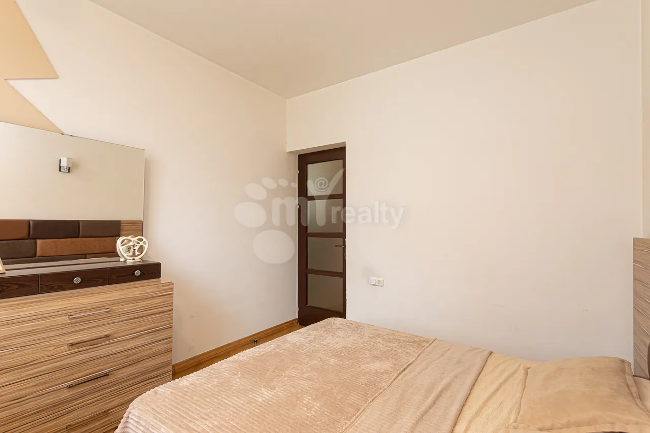 4 bedroom apartment for sale M.Khorenatsi St, Center Yerevan, 159808