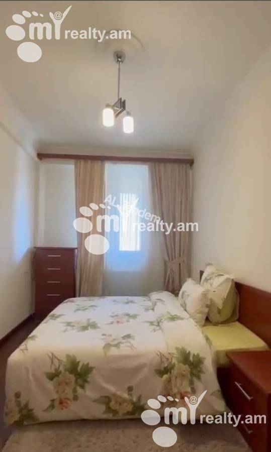 3 bedroom apartment for rent خیابان ساریان, مرکز شهر ایروان, 156975