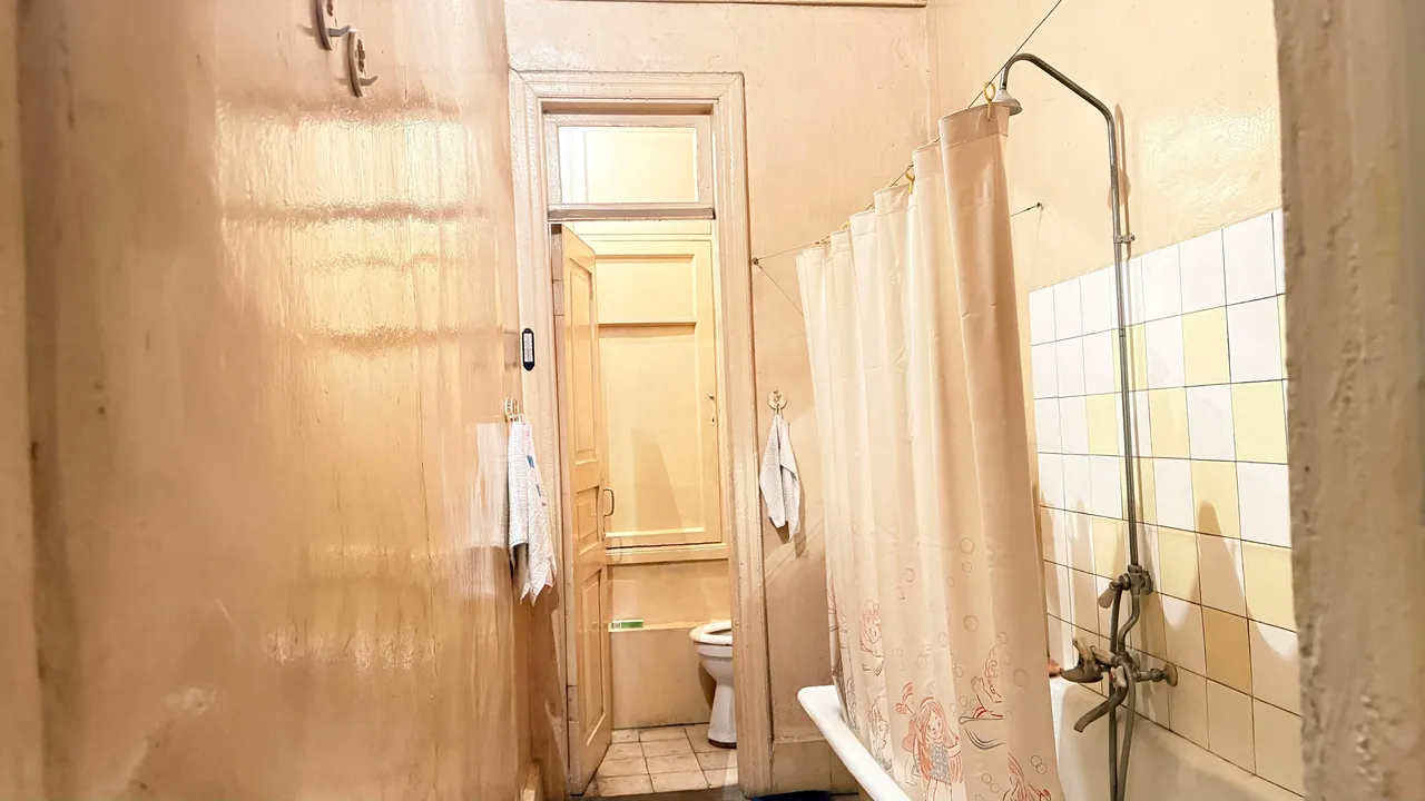 3 bedroom apartment for sale Abovyan St, Center Yerevan, 158997