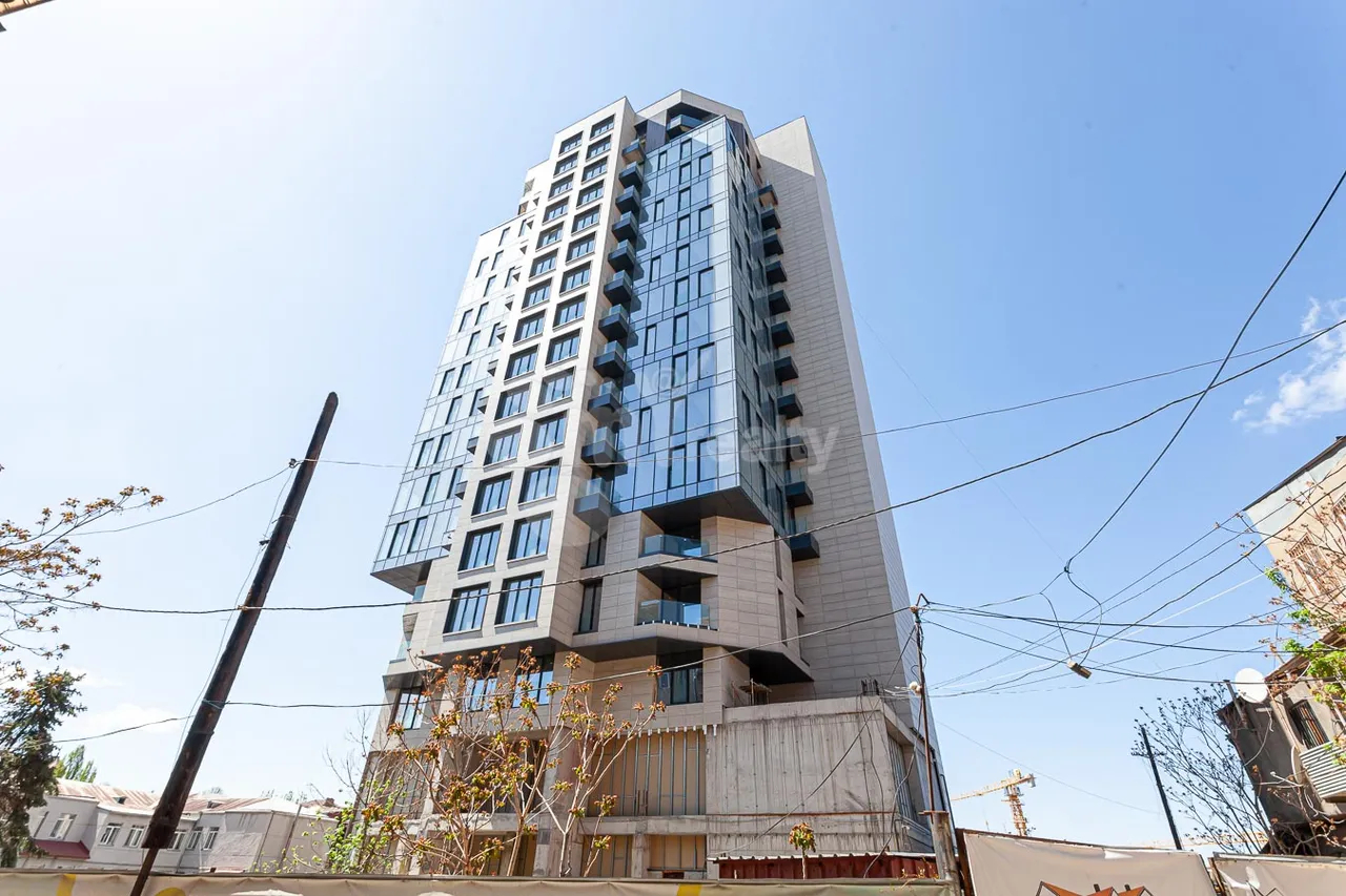 2 սենյականոց բնակարան  Խանջյան փող, Կենտրոն Երևան, 159248