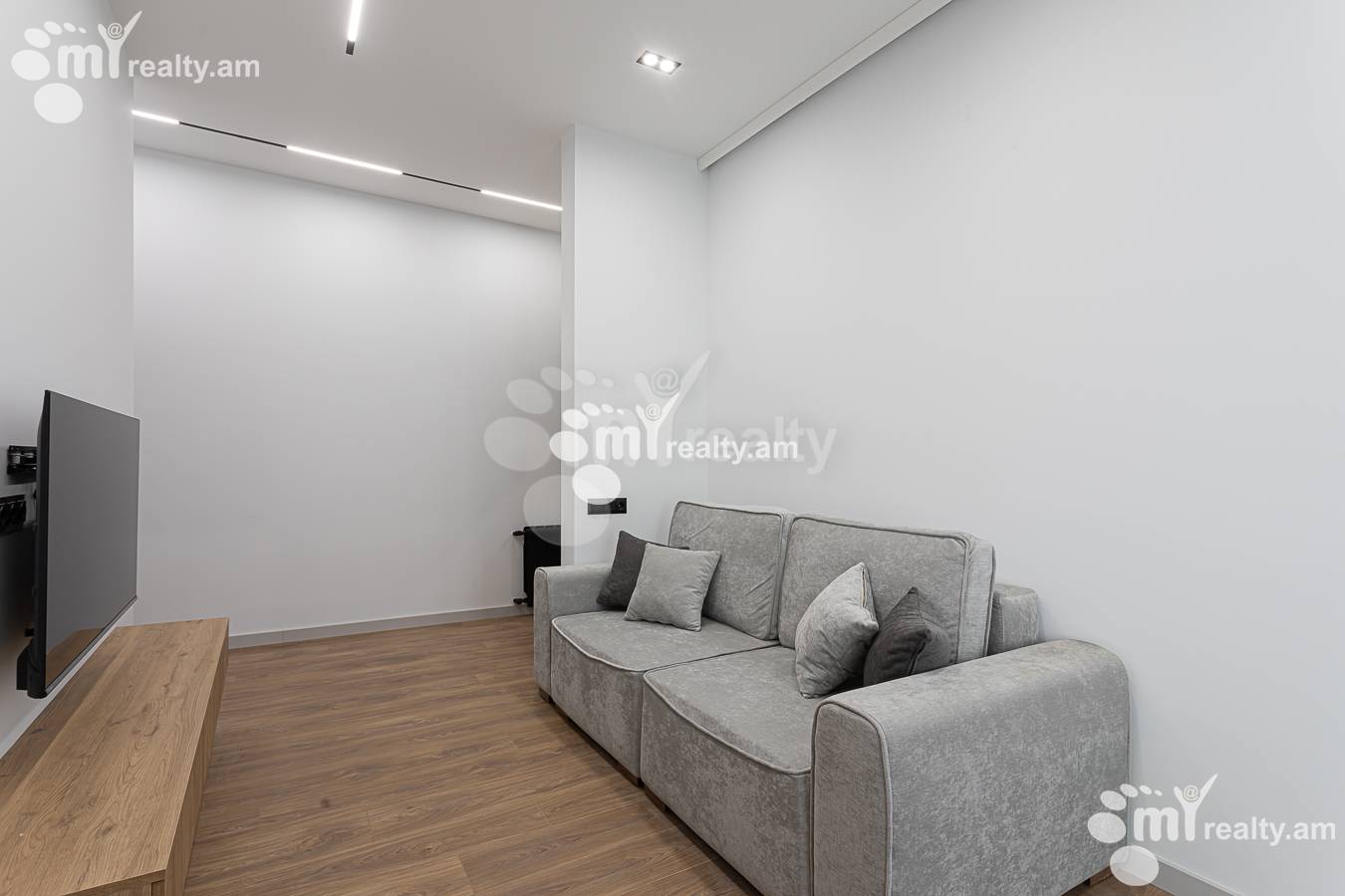 3 bedroom apartment for sale خیابان هانراپتوتیان کوچه 2, مرکز شهر ایروان, 156918