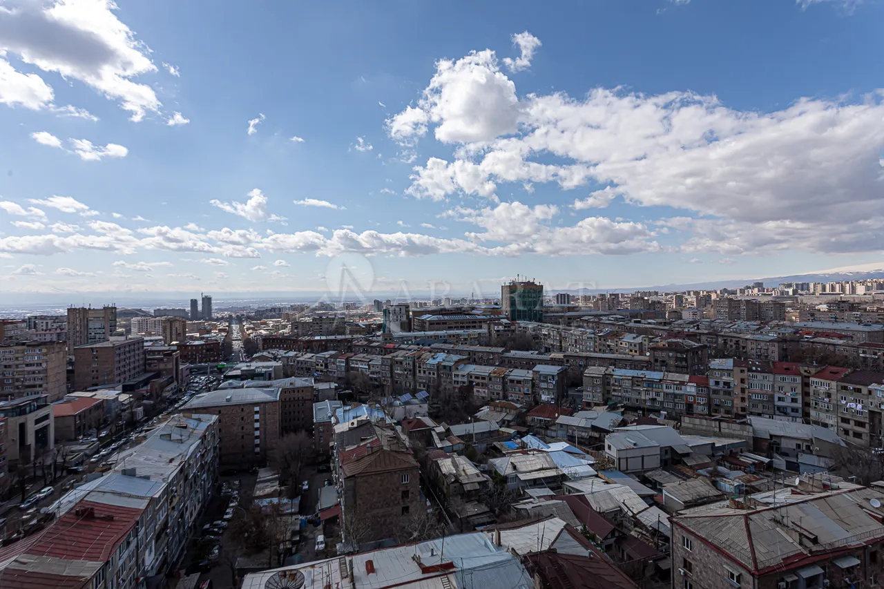4 bedroom apartment for sale Gyulbenkyan St, Arabkir Yerevan, 161970
