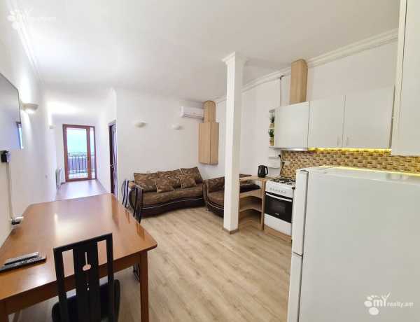 norakaruyc-bnakaran/2-senyakanoc/Antarayin+St/Center/Yerevan