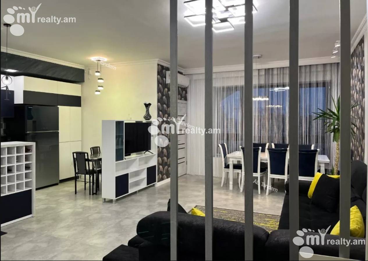 4 bedroom apartment for sale خیابان آرگیشتی, مرکز شهر ایروان, 126096