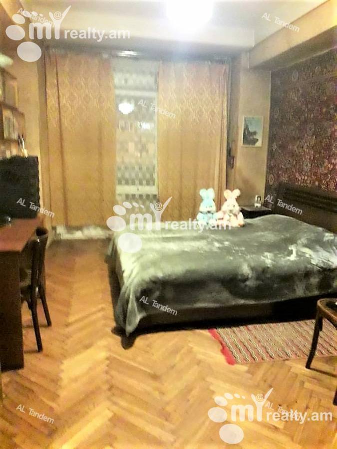 3 սենյականոց բնակարան  Խորենացու փող, Կենտրոն Երևան, 123218