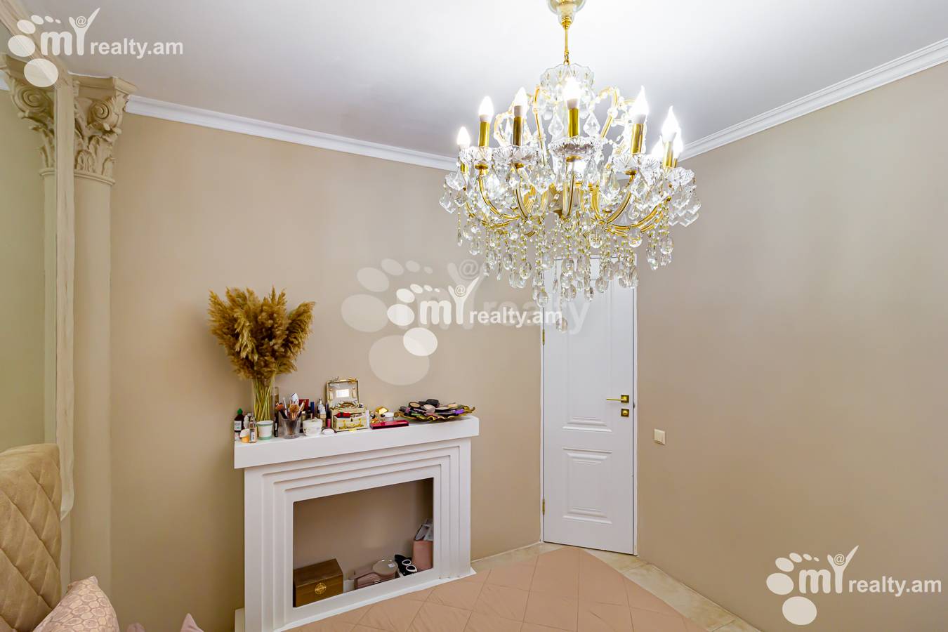 3 bedroom apartment for rent Teryan St, Center Yerevan, 151706