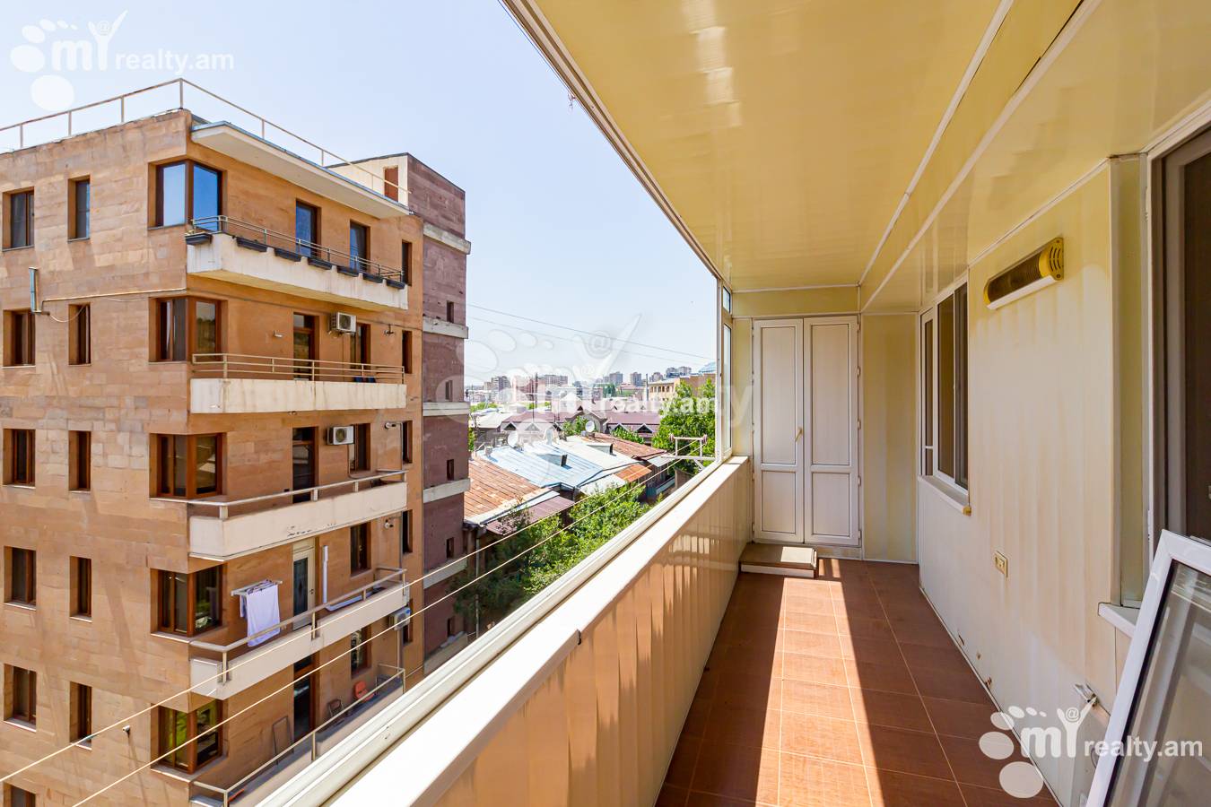 3 bedroom apartment for rent Teryan St, Center Yerevan, 151706