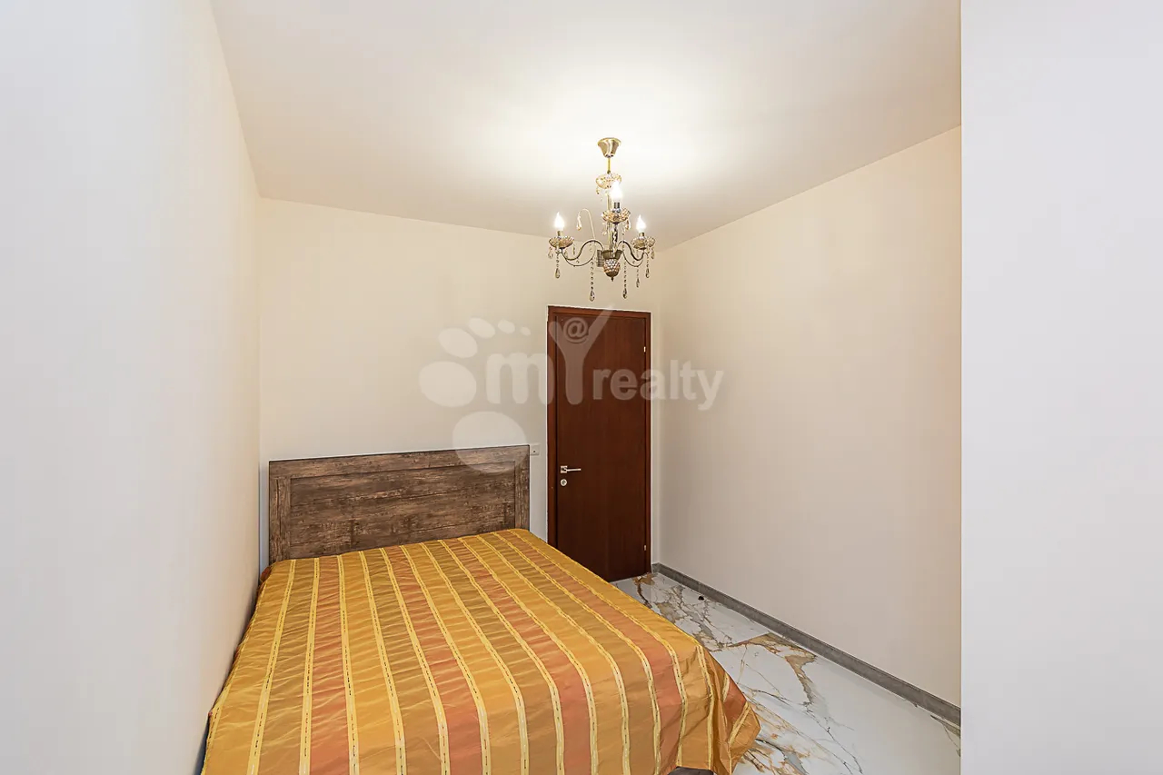 3 bedroom apartment for rent Aram St, Center Yerevan, 162020