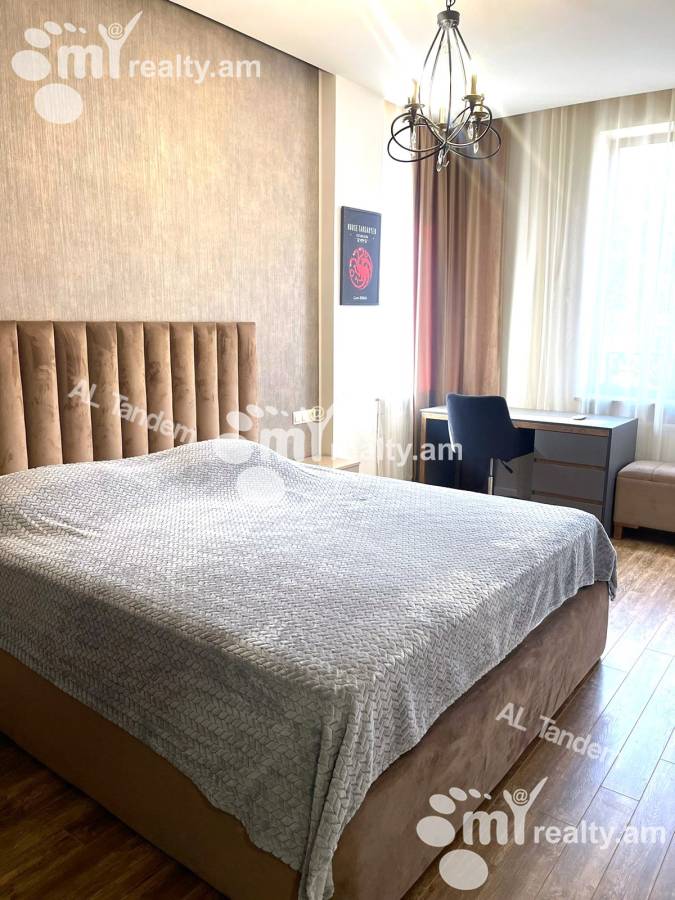 4 bedroom apartment for rent خیابان آنتارایین, مرکز شهر ایروان, 152377